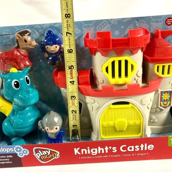 Little Knights Castle Play Set NEW - Picture 3 of 6